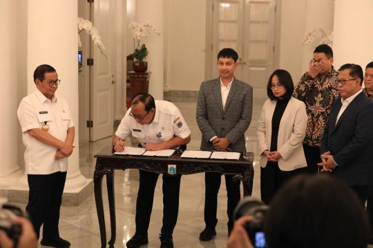 Perkuat ekosistem bank sampah, Pemprov DKI bangun pusat daur plastik