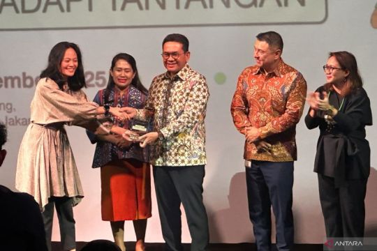 WhatsApp & UKMINDONESIA.ID latih UMKM berjualan daring via WA Business