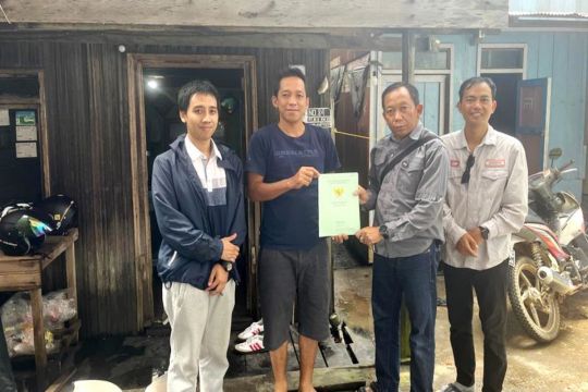 Kantor Pertanahan Barito Utara jemput bola serahkan sertipikat PTSL