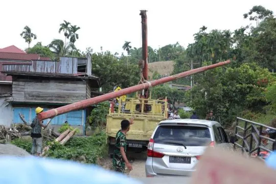 Komdigi pulihkan 145 BTS dan salurkan internet satelit di Sumbar