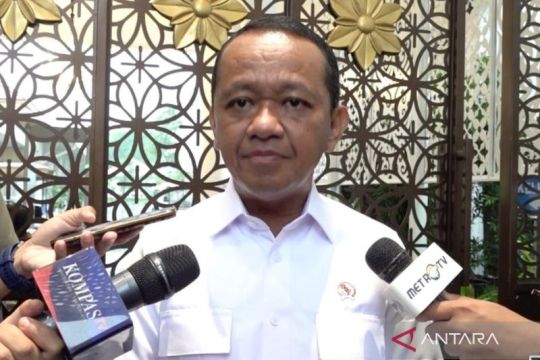 Jelang Natal-Tahun Baru, Bahlil pastikan stok BBM nasional aman