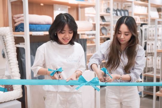 Unitwo Resmi Hadir di Kanal Offline Lewat Kolaborasi dengan IUIGA di Pondok Indah Mall
