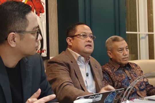 Pengacara Nadiem laporkan tiga saksi kasus korupsi Chromebook ke KPK