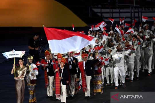 Kontingen Indonesia turut dalam defile pembukaan SEA Games 2025 di Thailand