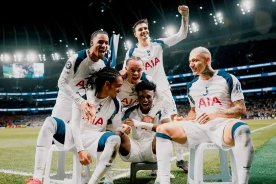 Kalahkan Praha 3-0, Frank tenang Tottenham minimal berlaga di playoff