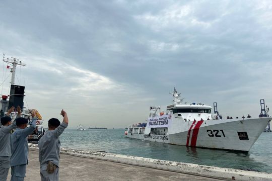 KN Pulau Nipah-321 Bakamla RI kirim 70 ton bantuan untuk Sumatera