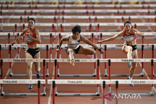 Atlet asal HST Dina Aulia banggakan keluarga usai raih emas SEA Games 2025