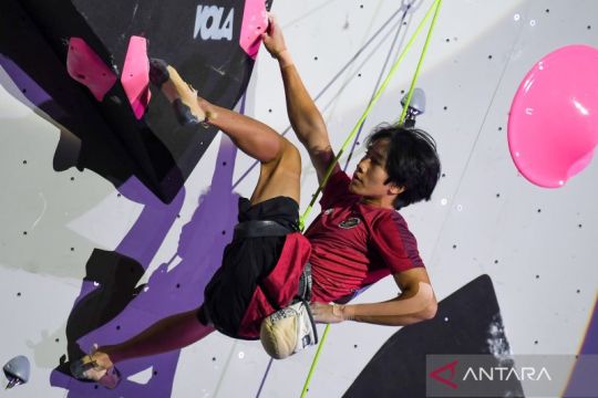 Melihat aksi Cikal raih emas lead panjat tebing SEA Games 2025