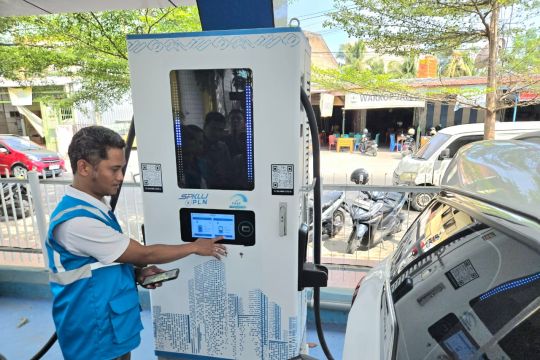 PLN UID Sulselrabar tambah 14 SPKLU  selama 2025