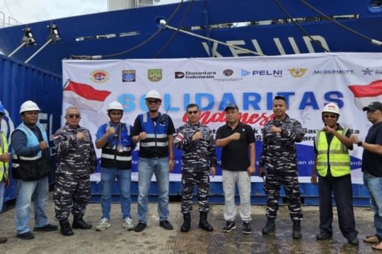 Pelni Batam tambahkan dua kontainer bantuan untuk bencana Sumatera