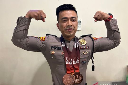 Personel Polda Kepri juarai turnamen binaraga bertaraf internasional