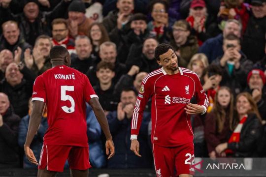 Premier League : Dua gol Hugo Ekitike amankan poin kandang Liverpool atas Brighton