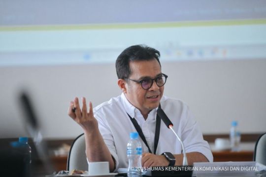 Wamenkomdigi soroti bias budaya di platform AI