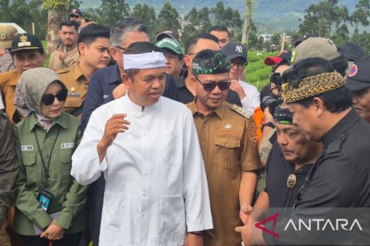 Gubernur: Bencana Sumatera pembelajaran bagi Jabar perkuat konservasi