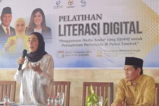 DPR RI perkuat literasi digital di Lombok Tengah