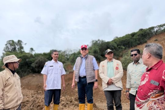 Kunjungi daerah bencana di Talamau, Irman Gusman ingatkan masalah data