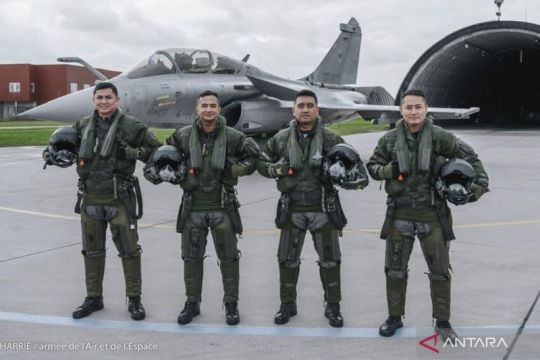 Empat penerbang AU selesaikan pelatihan Rafale di Prancis