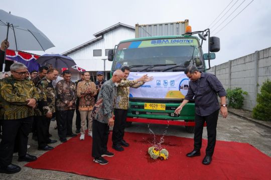 Menteri UMKM lepas ekspor rotan Sukoharjo ke Spanyol