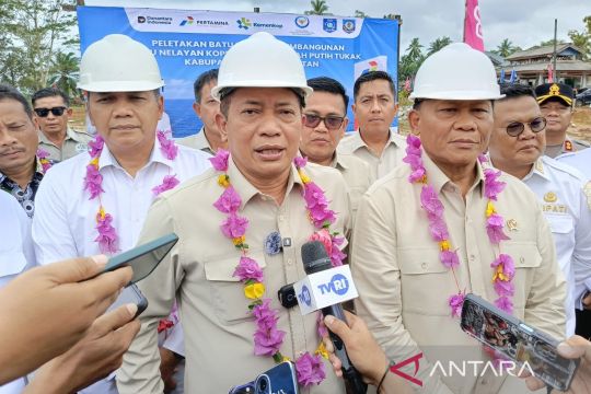 Menkop larang penambang timah beli BBM di SPBU Nelayan&nbsp;