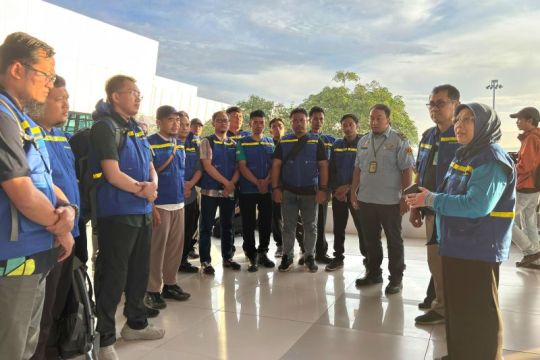 Kemenkes lepas ratusan dokter-nakes ke area terdampak bencana di Aceh