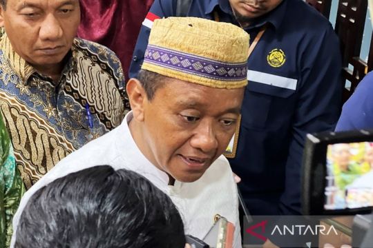 Menteri Bahlil nyatakan produksi nikel-batu bara dipangkas tahun depan
