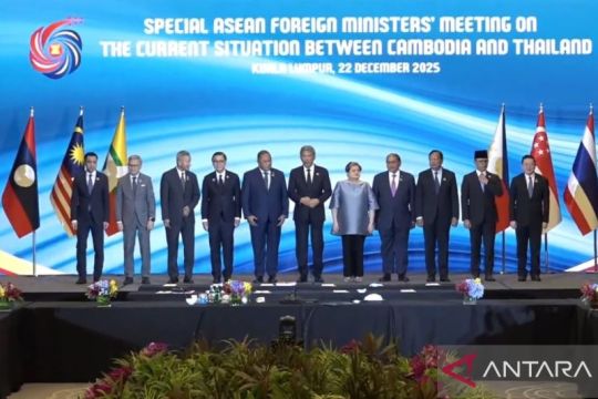 Menlu ASEAN dorong Kamboja-Thailand ambil langkah hentikan permusuhan