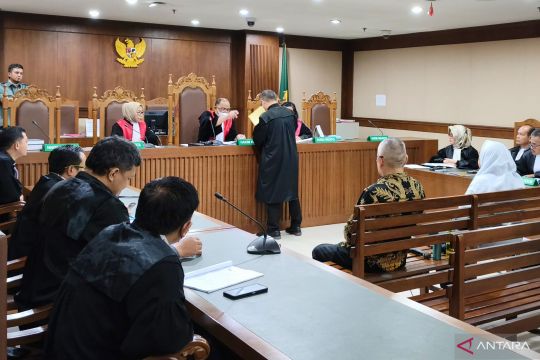 Dua terdakwa kasus korupsi pengadaan LNG rugikan negara Rp1,77 triliun