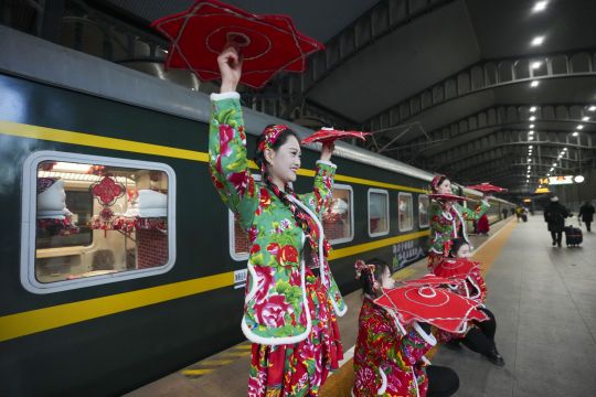Kereta bertema budaya diberangkatkan dari Harbin ke Kota Mohe