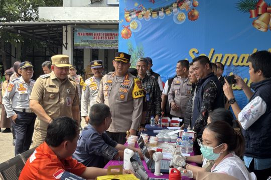Sopir bus di Terminal Tanjung Priok jalani tes urine hingga kesehatan