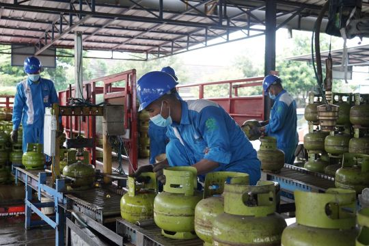 Pertamina tambah 3,15 juta elpiji 3 kg untuk stok Jateng-DIY