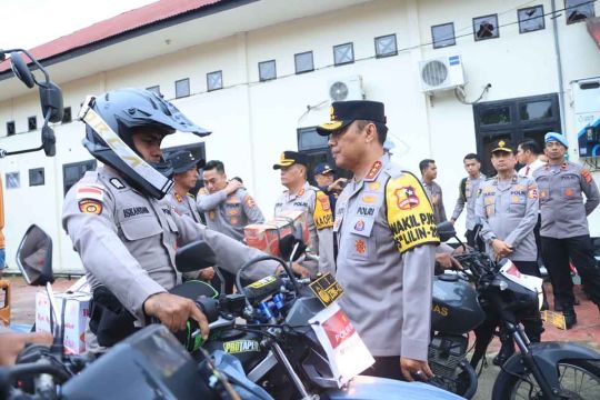 Polri membuka jasa servis motor gratis bagi korban terdampak bencana di Sumatera