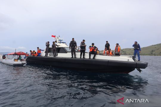 Polda NTT tambah peralatan SAR dukung pencarian kapal tenggelam