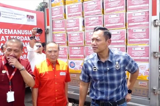 Menko IPK lepas 19 truk bantuan logistik bagi korban bencana Sumatera