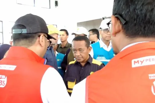Bahlil cabut sementara aturan barcode BBM di Sumut, Aceh dan Sumbar