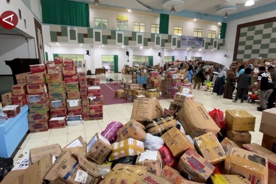 Malang kirim bantuan untuk banjir Sumatera, bernilai hampir Rp2 miliar