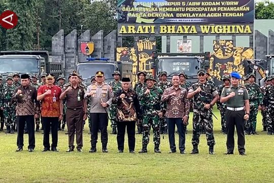TNI AD lepas 310 prajurit Zeni Tempur bantu pemulihan bencana Aceh