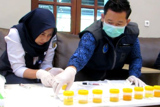 Tes urine mendadak, Daop 9 Jember jamin kru kereta api bebas narkoba