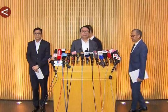 Kebakaran di Hong Kong: 13 ditangkap, bahan bangunan diduga jadi sebab