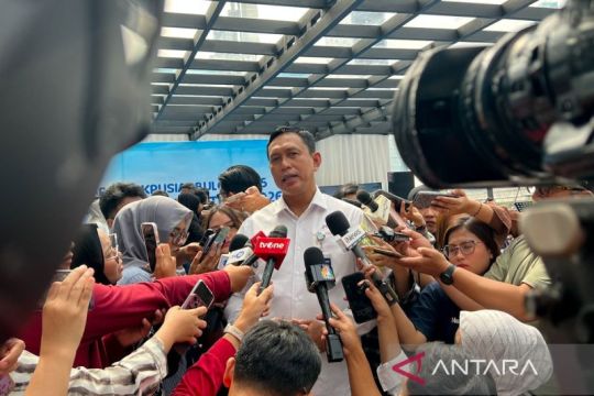 Bulog-ID FOOD dan Agrinas Palma salurkan 790 ribu kiloliter Minyakita