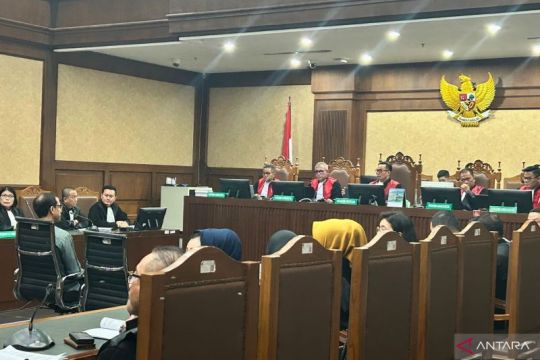 Nadiem Makarim didakwa rugikan negara Rp2,18 triliun di kasus Chromebook