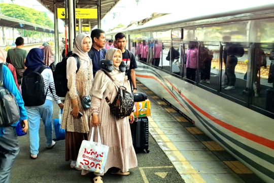 KAI sebut Cirebon simpul pergerakan wisata dan ekonomi saat Natal