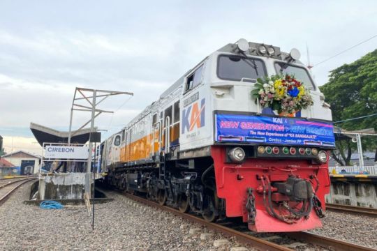 KAI Cirebon mulai operasikan KA Ranggajati generasi baru