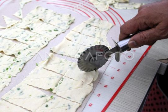 Diskopindag Kota Malang targetkan 10 persen UMKM naik kelas pada 2026