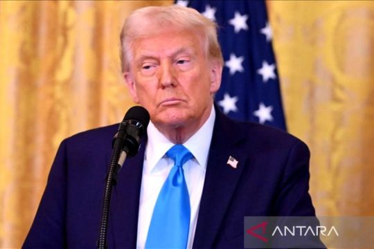 Trump bantah ambisi Greenland didorong kepentingan soal mineral