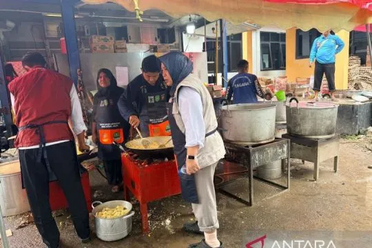 Kemensos pastikan kebutuhan ribuan korban banjir di Subang tercukupi