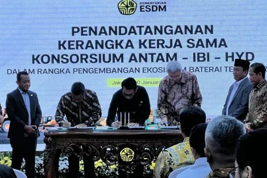 Antam-IBC-Huayou komitmen perkuat ekosistem baterai EV di Indonesia
