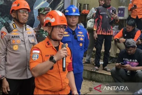 Tim SAR: Sepuluh kantong jenazah longsor Cisarua dievakuasi hari ini