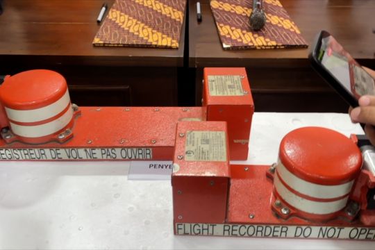 Basarnas serahkan black box ATR 42-500, KNKT siap evaluasi kecelakaan
