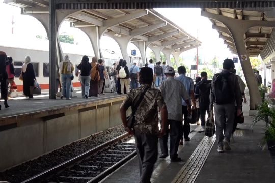 Penumpang KAI Sumbar naik 3,8 persen pada libur Natal dan Tahun Baru