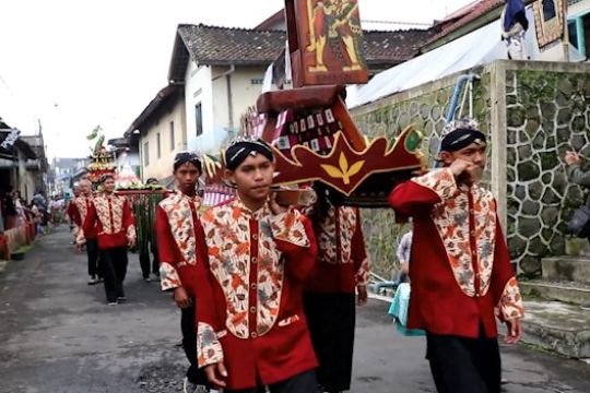 Jelang tanam tembakau, warga lereng Sumbing gelar Srobong Gobang